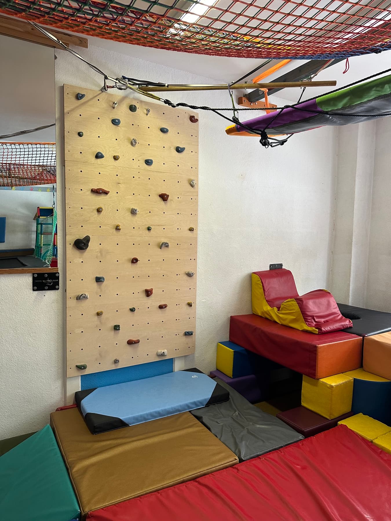 Trampolinspringen und Bewegungsraum bei jopala